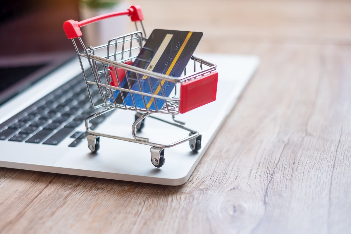 online shopping 2025 03 10 00 16 41 utc